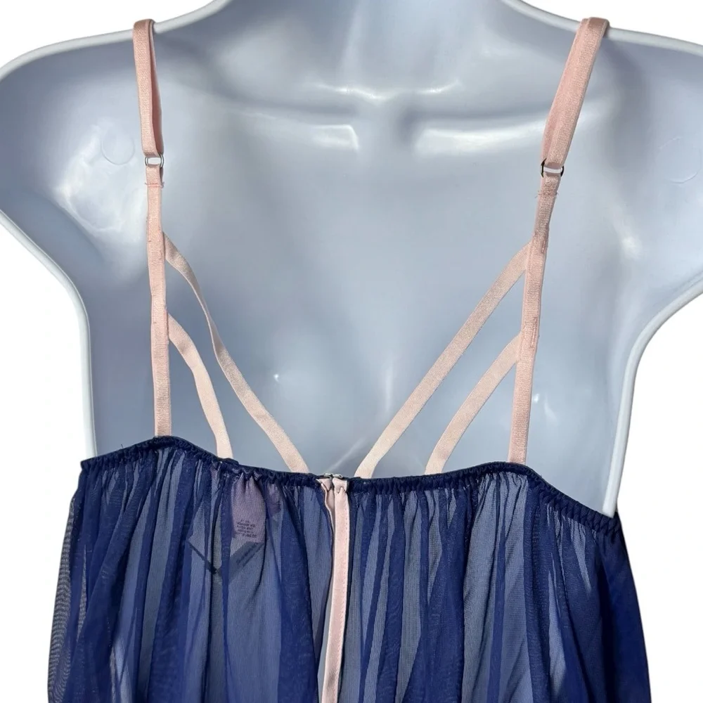 Victoria's Secret Navy and Pink Teddy Underwear Set Dainty Feminine Sexy L‎